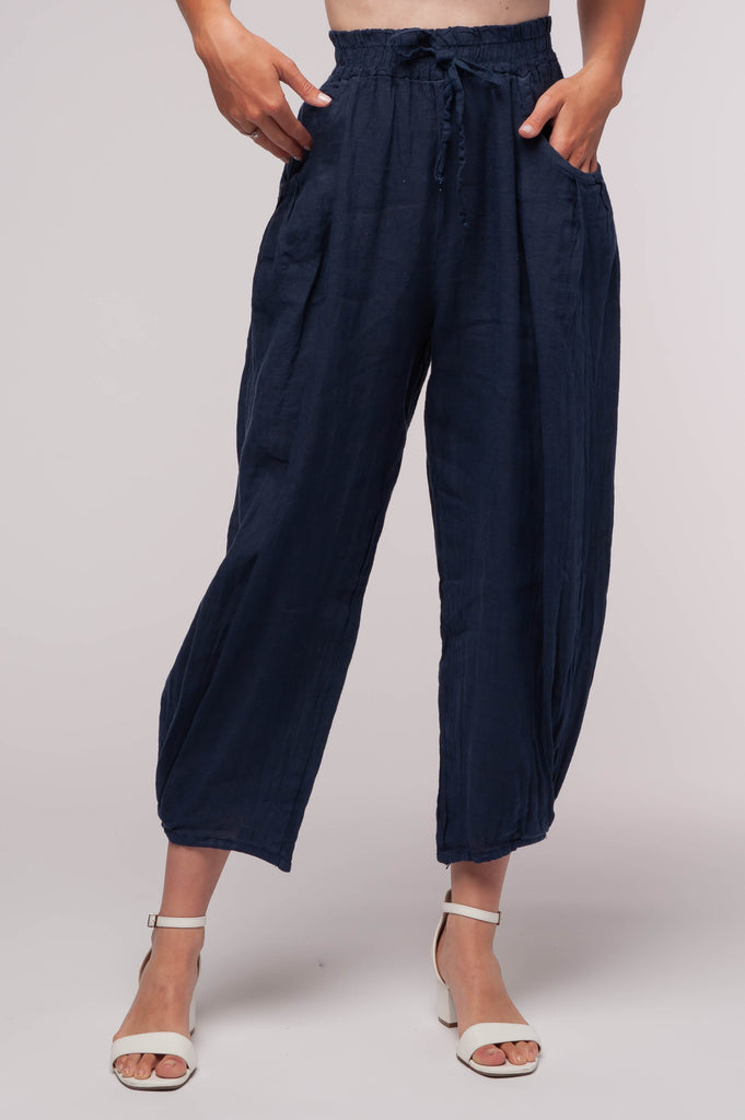  Ladies linen clothing for spring and summer featuring a wide leg pant with elastic waist and pockets.