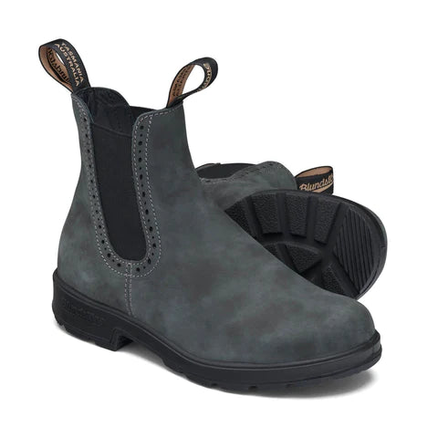 Ladies high top rustic black leather blundstone style 1630 water-resistant boot.