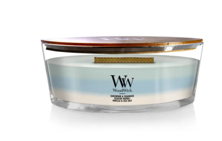 Woodwick scented candles allows you to enjoy the crackle of a fire from the comfort of your own home with your favourite scent of ocean.