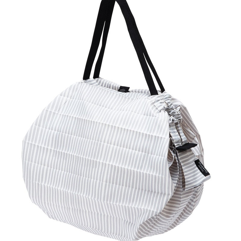 One-Pull foldable bag:  Comes in sizes medium and large!