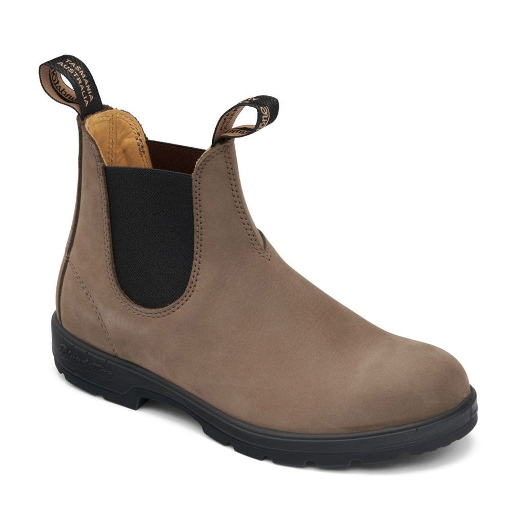 Unisex nubuck suede blundstone style 1941 water-resistant boot.