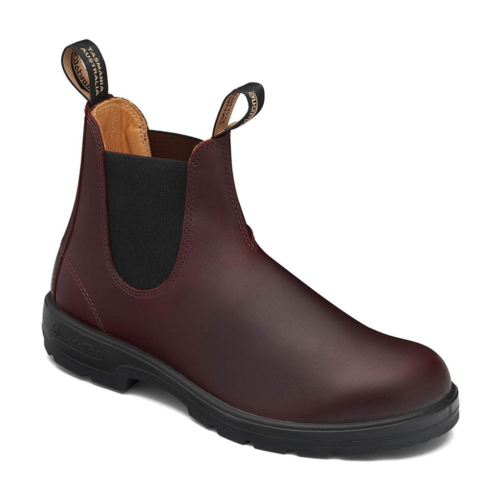 Unisex auburn leather blundstone style 2130 water-resistant boot.