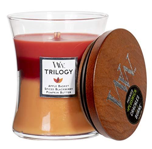 Woodwick scented candles allows you to enjoy the crackle of a fire from the comfort of your own home with your favourite scent of autumn harvester.