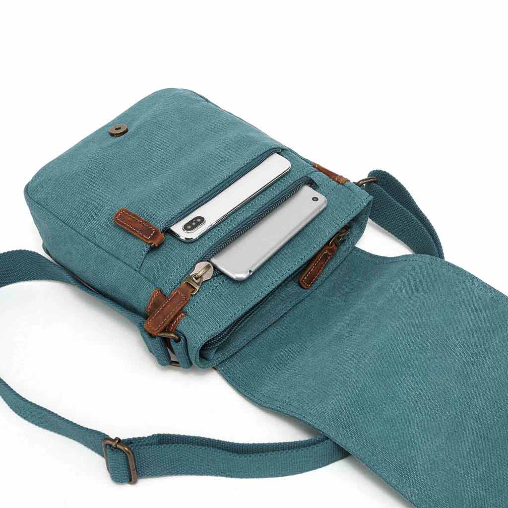 Canvas bag by Davan featuring a water repellent lightweight seven zippered pocket bag