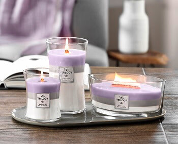 Woodwick scented candles allows you to enjoy the crackle of a fire from the comfort of your own home with your favourite scent of amethyst sky.