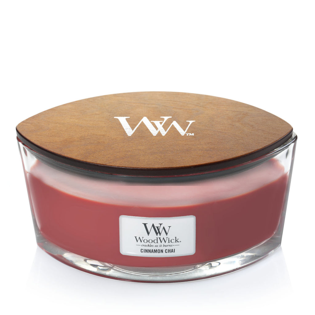 Woodwick scented candles allows you to enjoy the crackle of a fire from the comfort of your own home with your favourite scent of cinnamon chai.